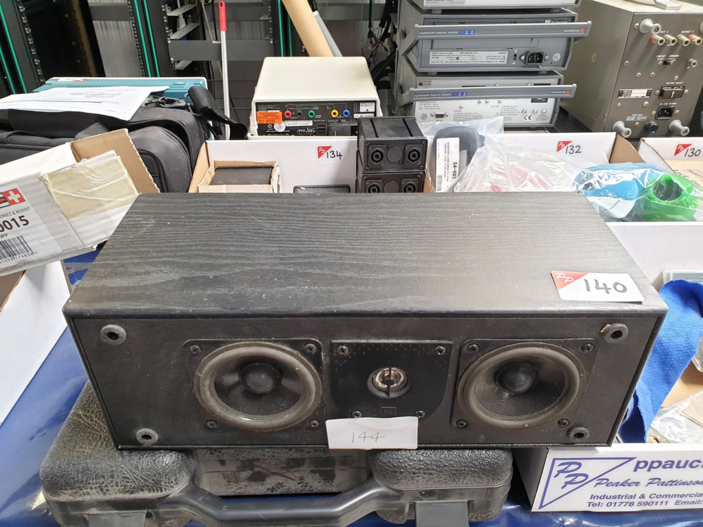 JBL MR centre speaker (no front cover)