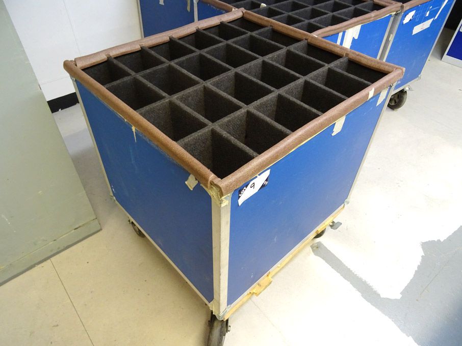 750x710mm mobile compartment trolley