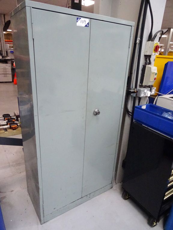 Grey metal 2 door storage cupboard, 36x18x72"
