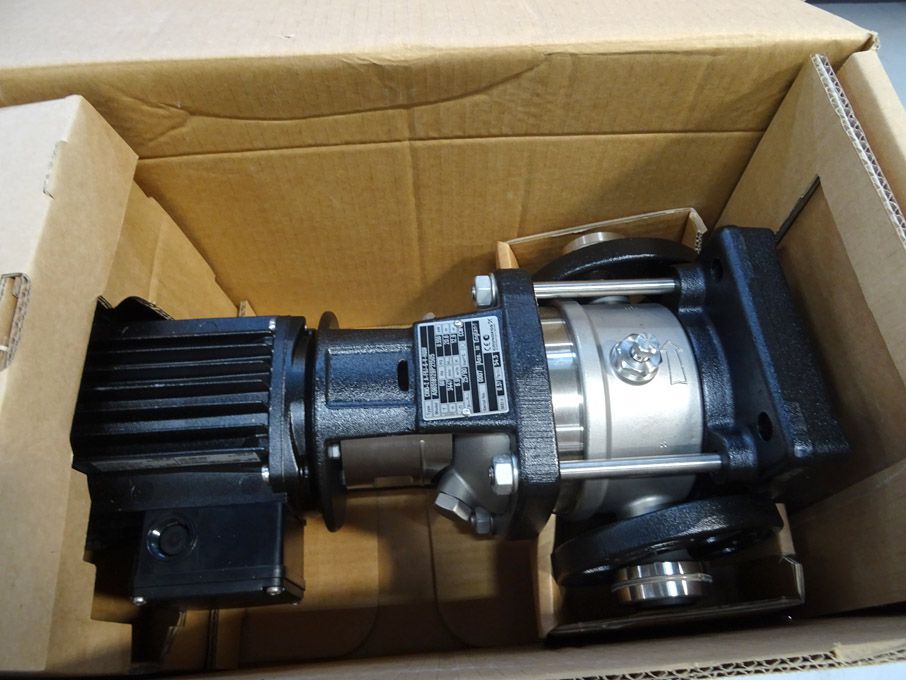 2x Grundfos CRN-2 pumps, 0.550kW (boxed & unused)