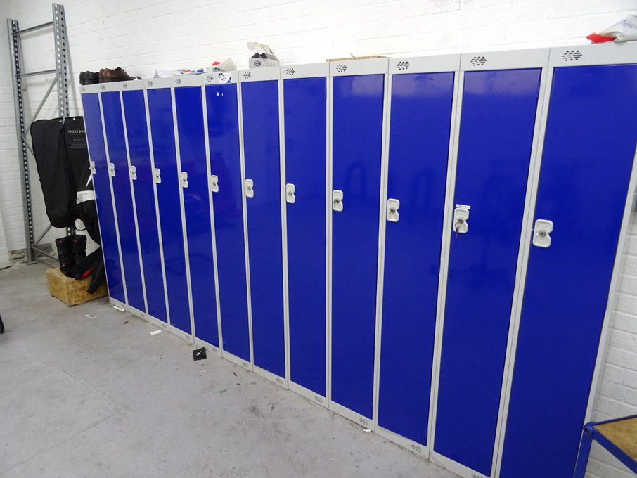 12x single door blue & grey metal lockers, 60x10"...