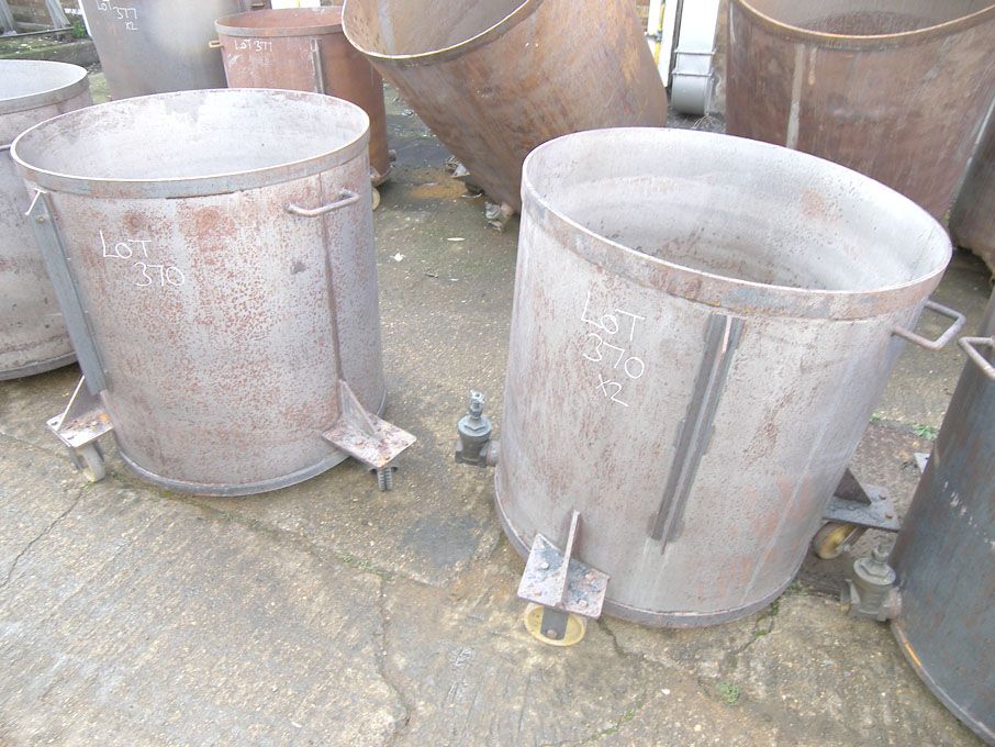 2x mobile metal paint pots, 900mm dia x 920mm high