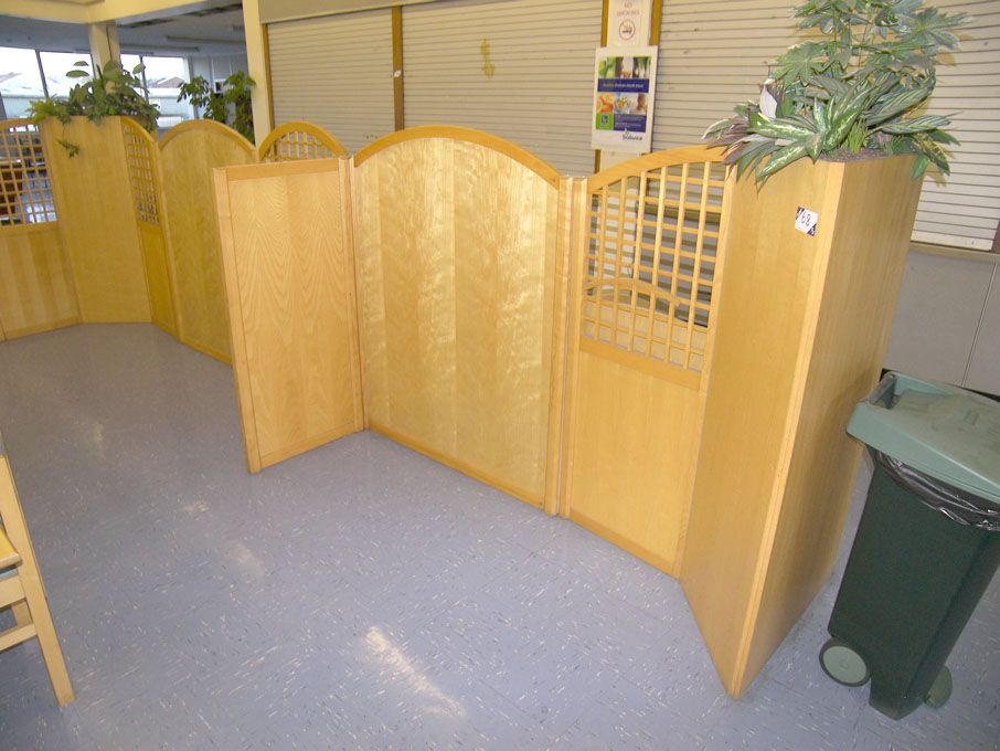 Qty light oak effect canteen partitioning, tray tr...