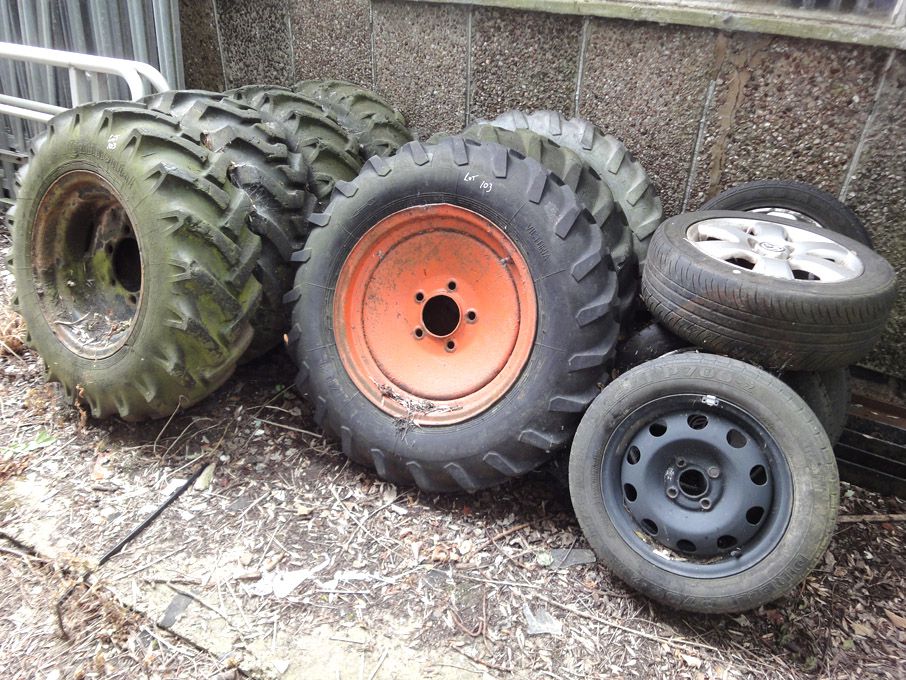 Qty agricultural wheels & tyres