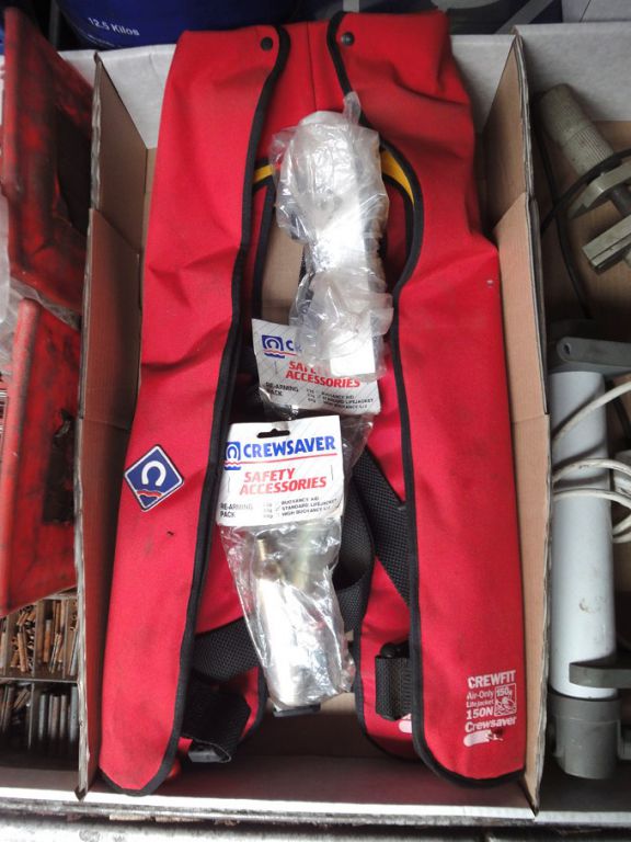 Crewsaver 150N life jacket with spare air canister...